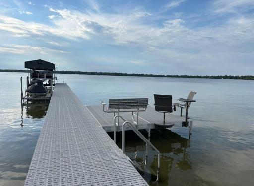 Premium Voyager aluminum Dock with titan decking
