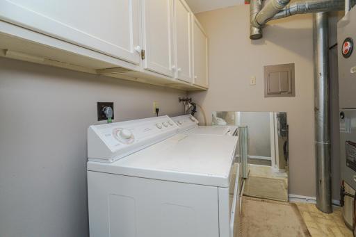 10742 Toledo Court, Bloomington, MN 55437