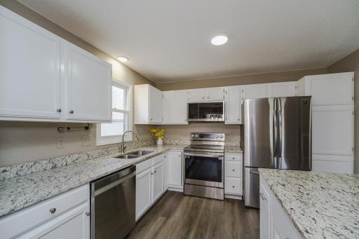 10742 Toledo Court, Bloomington, MN 55437