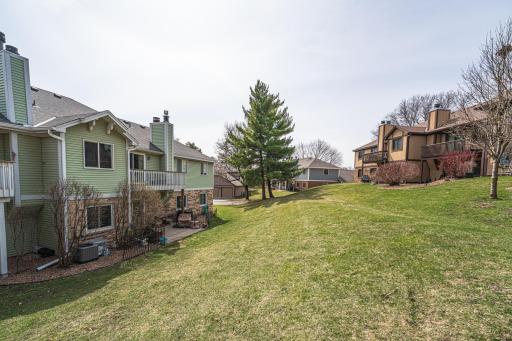 10742 Toledo Court, Bloomington, MN 55437