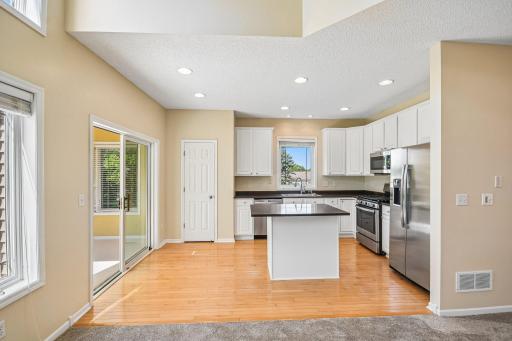 630 Sutherland Drive, Saint Paul, MN 55129