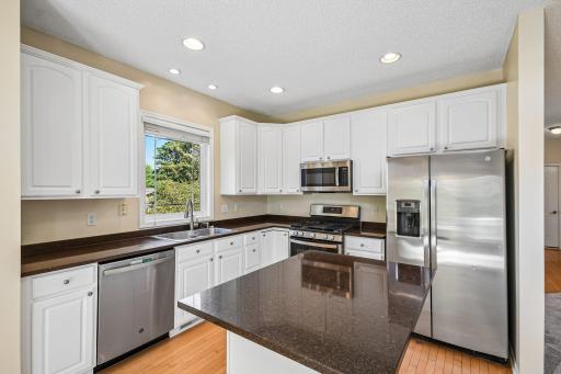 630 Sutherland Drive, Saint Paul, MN 55129