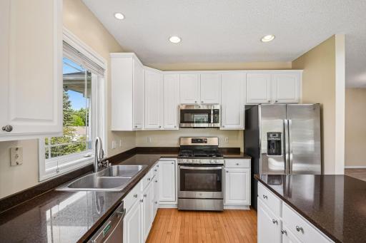 630 Sutherland Drive, Saint Paul, MN 55129