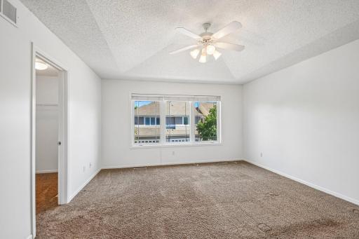 630 Sutherland Drive, Saint Paul, MN 55129
