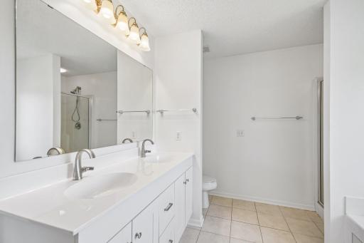630 Sutherland Drive, Saint Paul, MN 55129