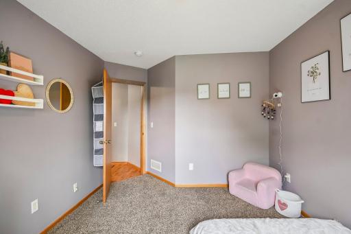 35-web-or-mls-Navajo St NW-S0705-035.jpg