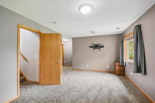 12-web-or-mls-Navajo St NW-S0705-012.jpg