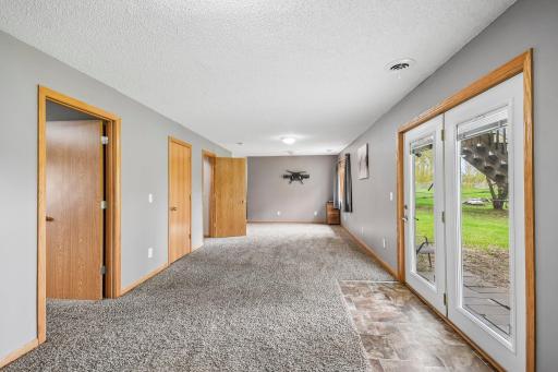 11-web-or-mls-Navajo St NW-S0705-011.jpg