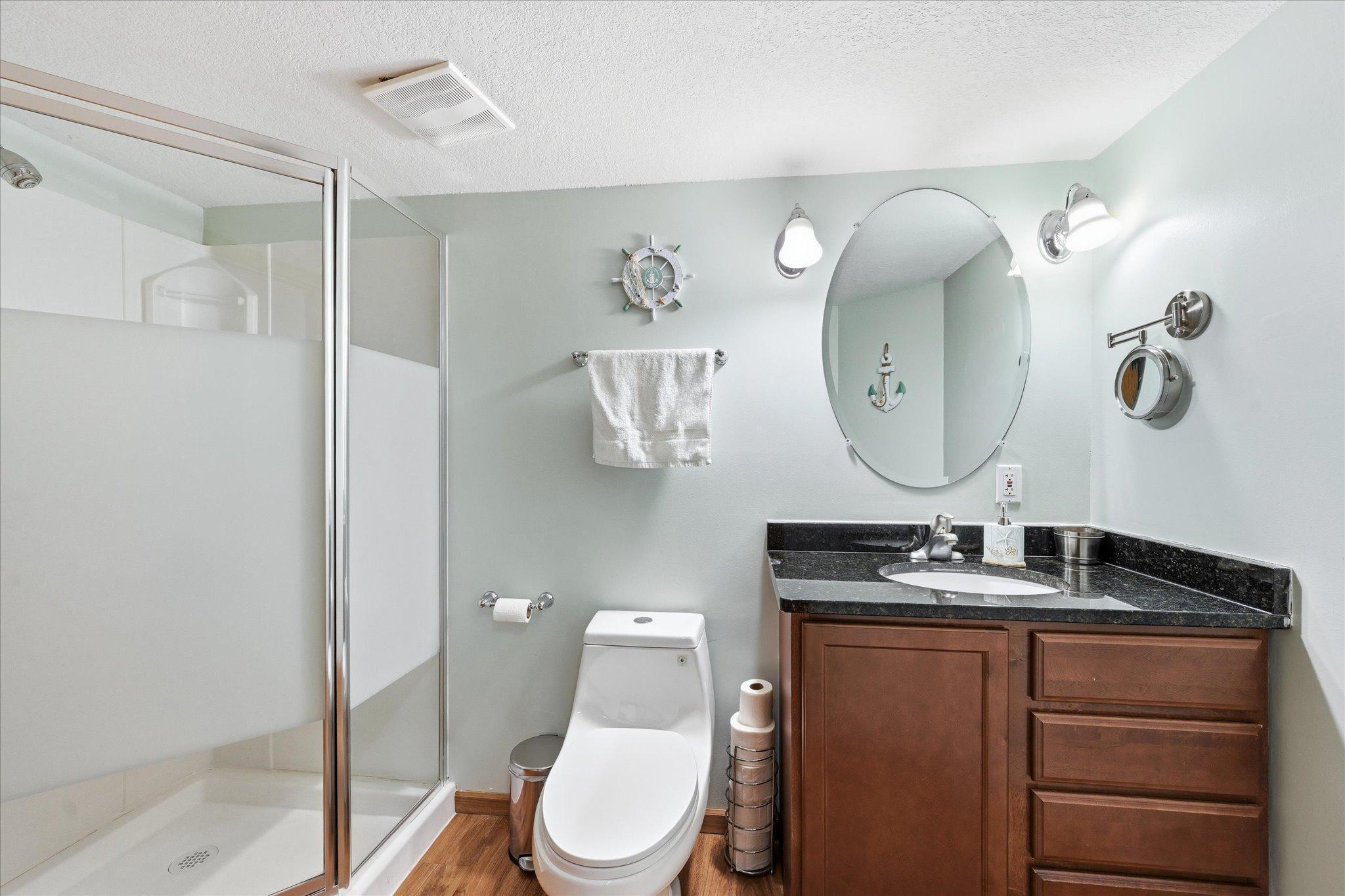 Lower level 3/4 bathroom