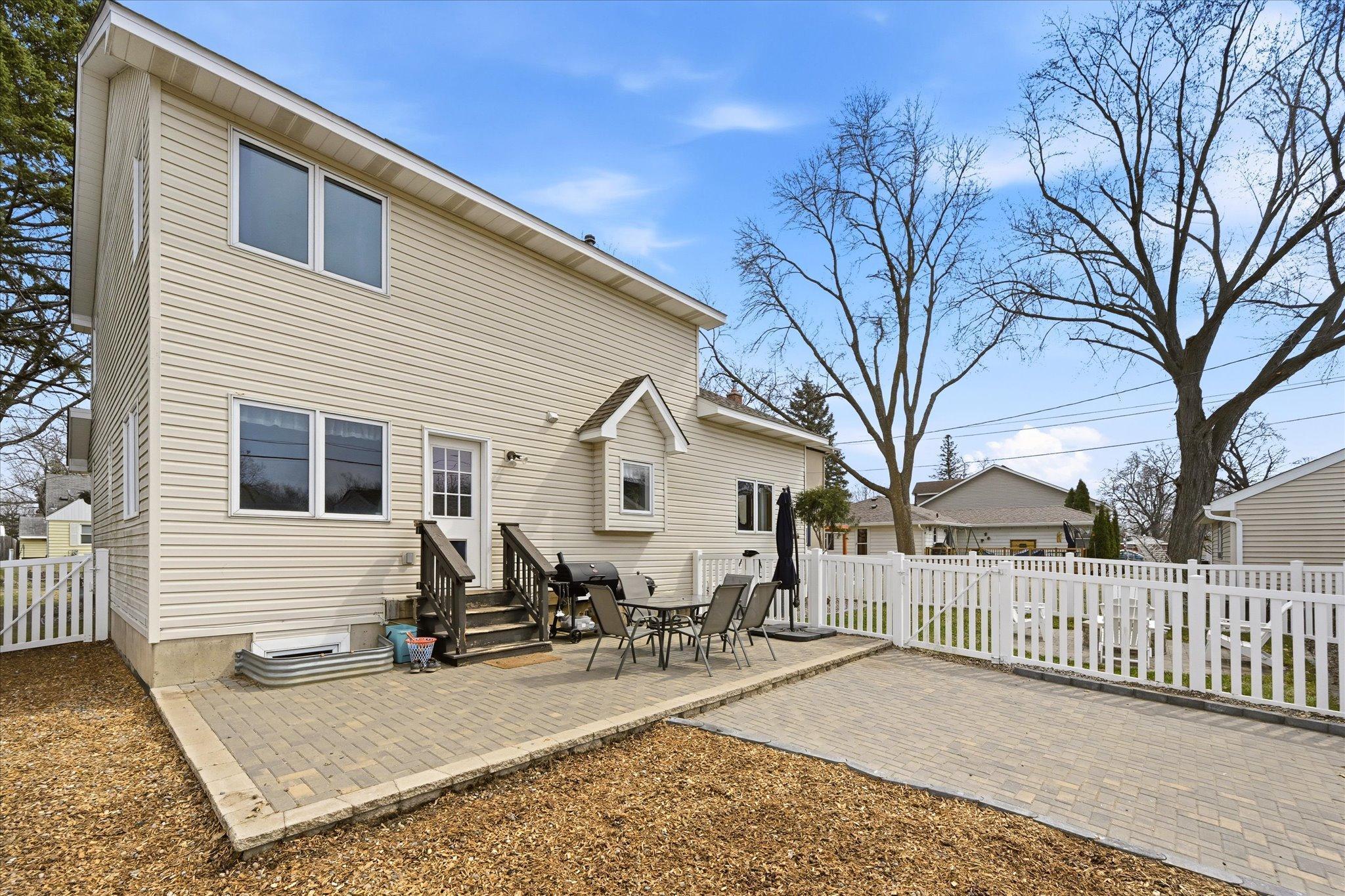 09-7204 1st Ave S [2951979]- 009.jpg