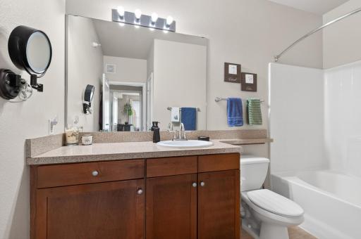 13560 Technology Drive, 1228, Eden Prairie, MN 55344
