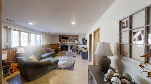 1309 Oriole Drive, Albert Lea, MN 56007