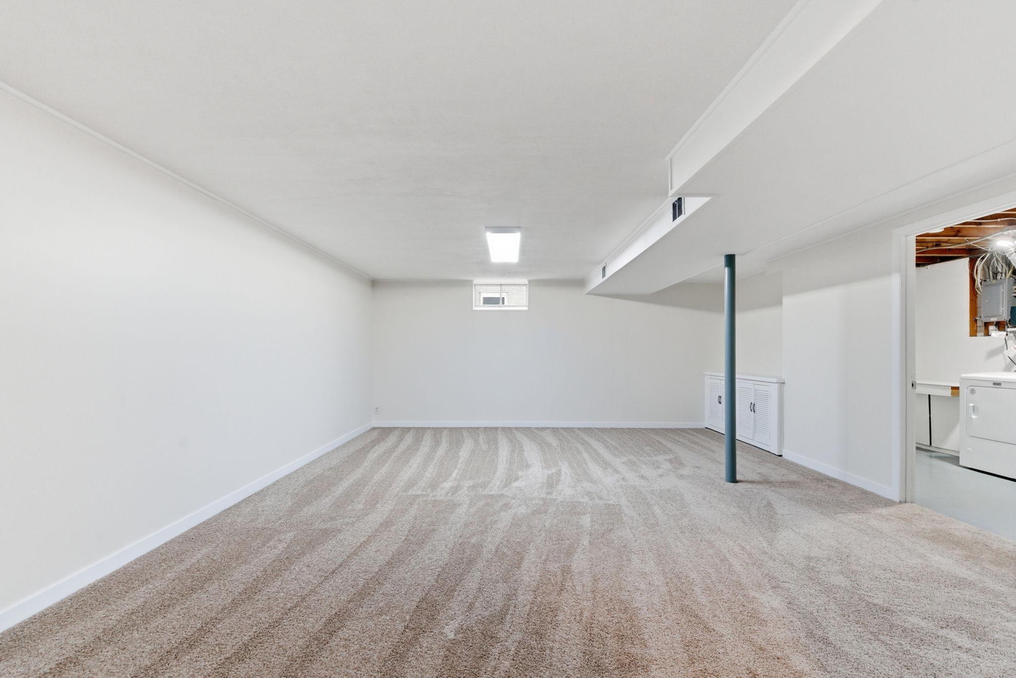 64-web-or-mls-3418 Xenia Ave-64.jpg