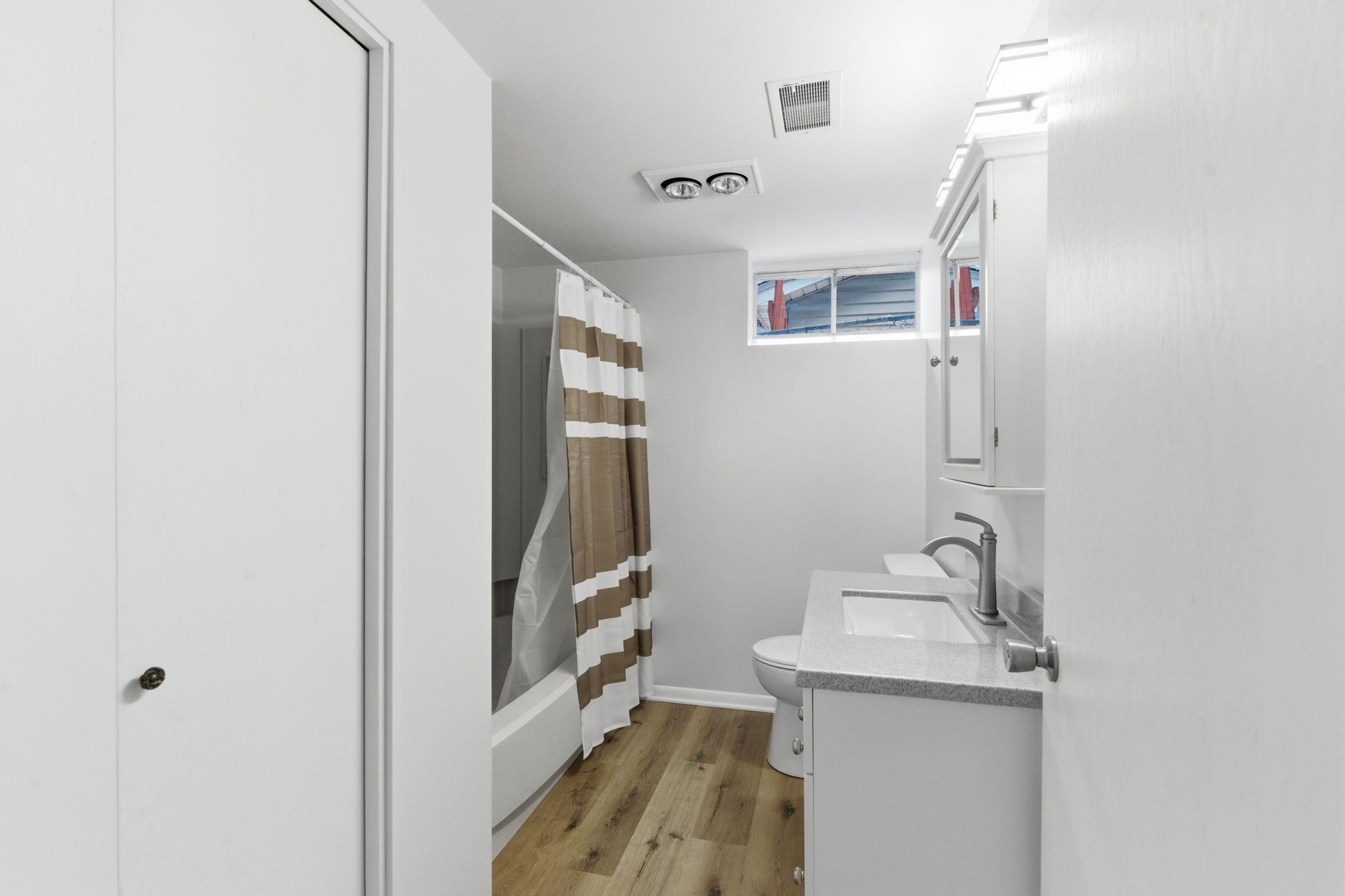 58-web-or-mls-3418 Xenia Ave-58.jpg