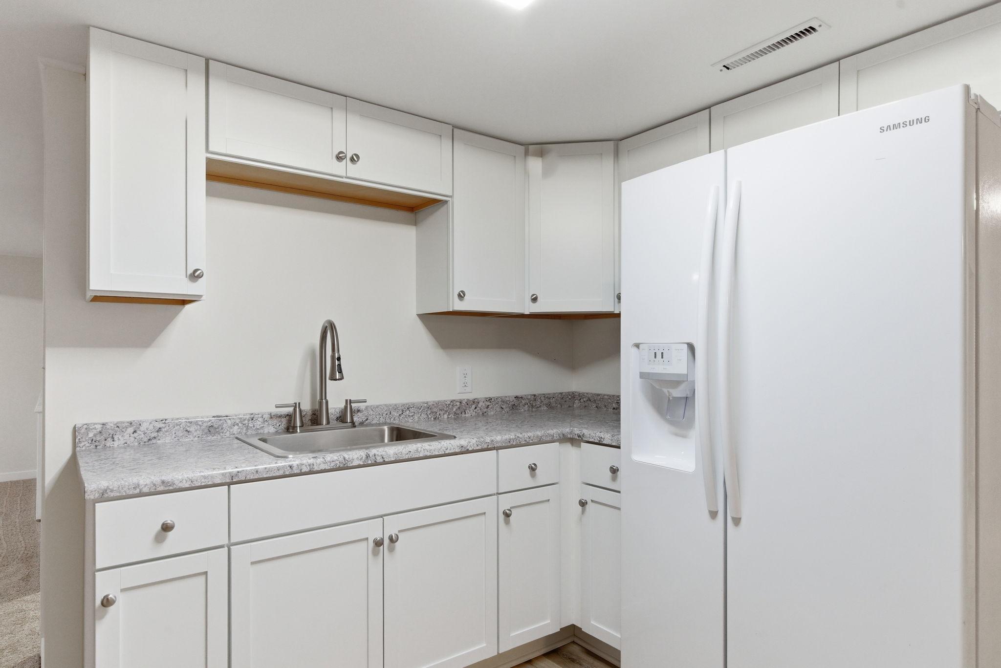 56-web-or-mls-3418 Xenia Ave-56.jpg