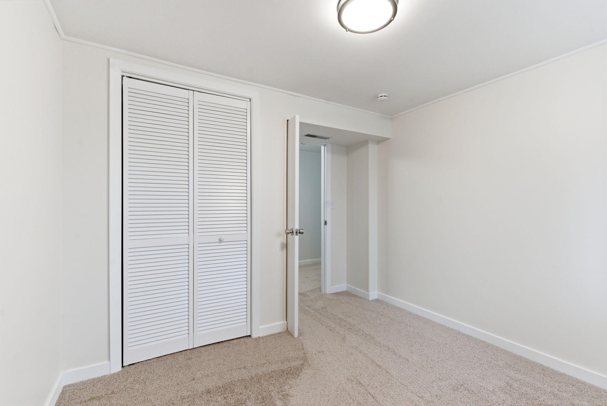 54-web-or-mls-3418 Xenia Ave-54.jpg