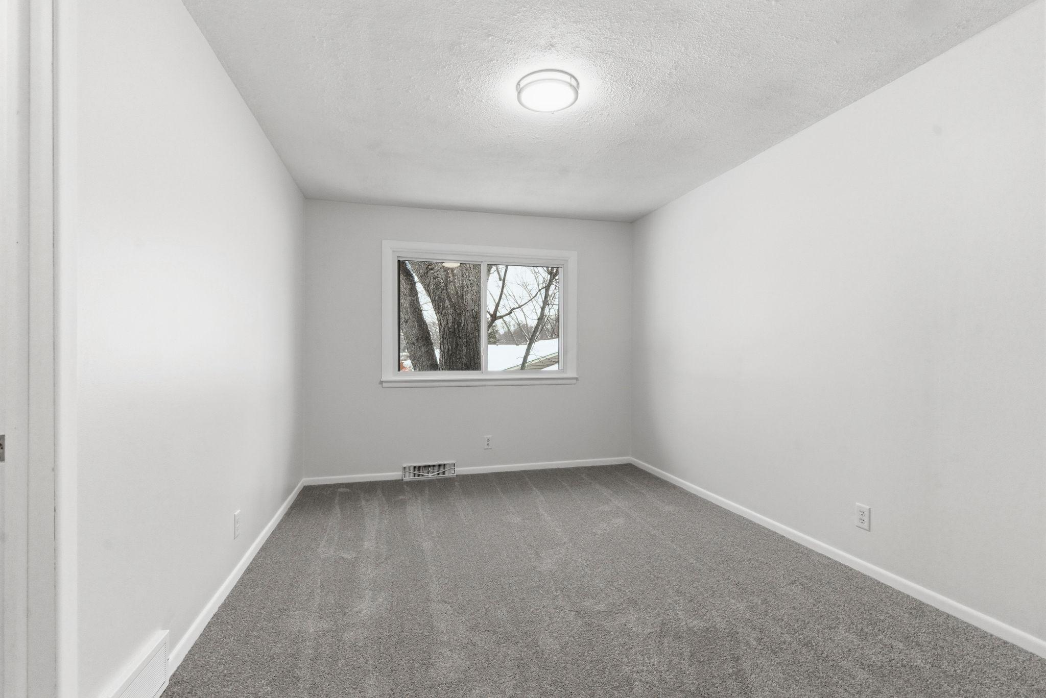 42-web-or-mls-3418 Xenia Ave-42.jpg