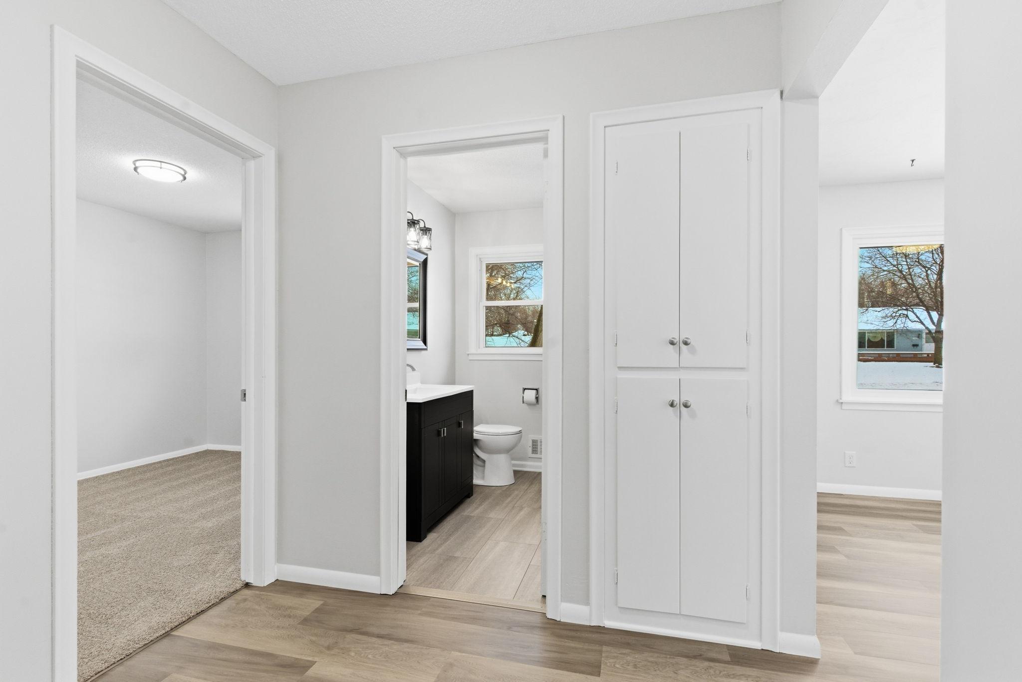 35-web-or-mls-3418 Xenia Ave-35.jpg