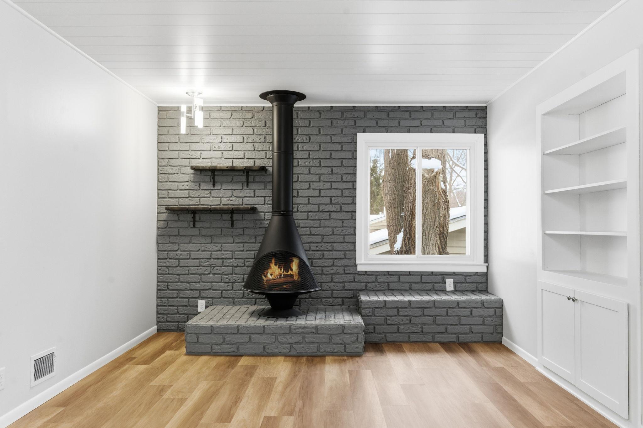 33-web-or-mls-3418 Xenia Ave-33.jpg