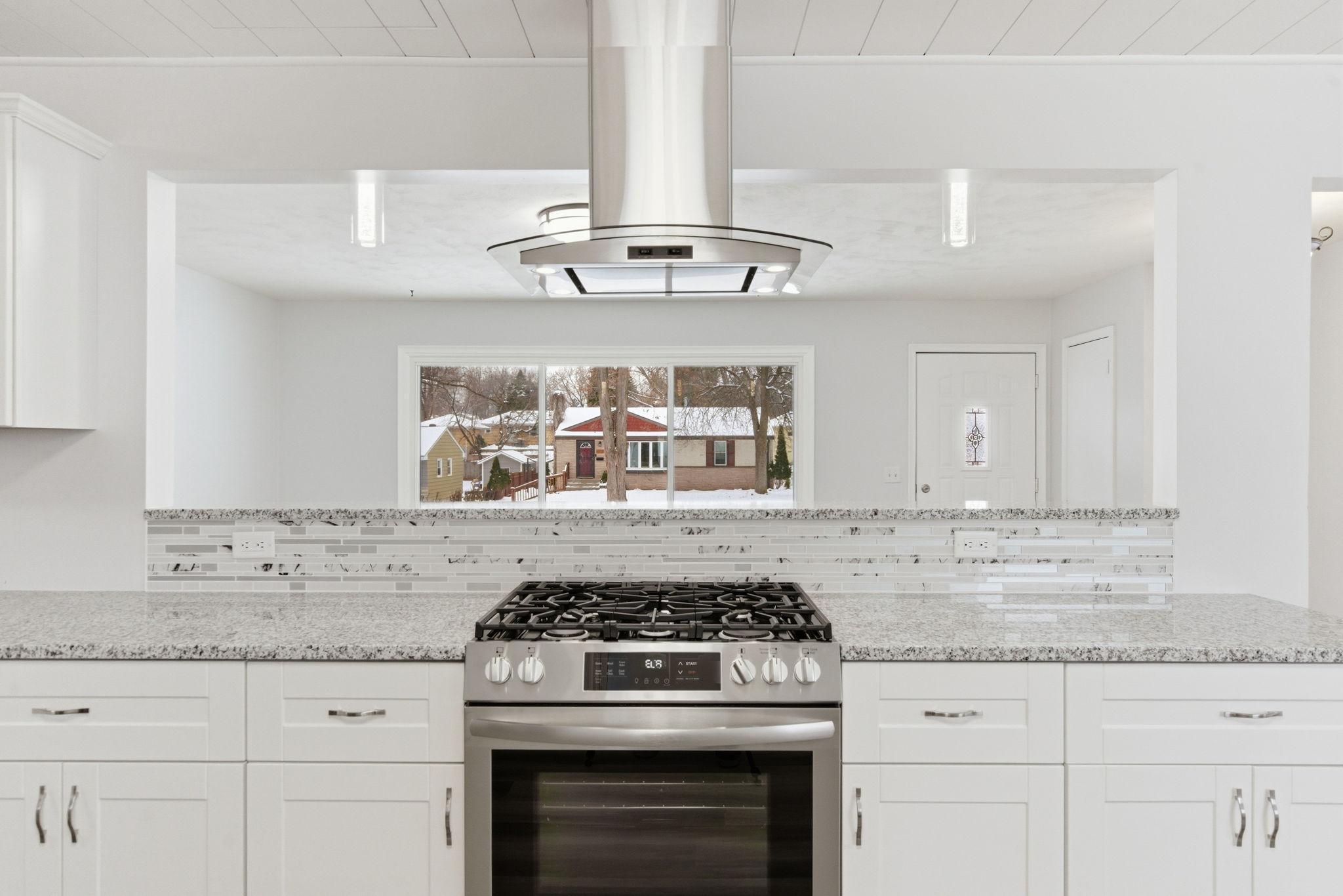 29-web-or-mls-3418 Xenia Ave-29.jpg