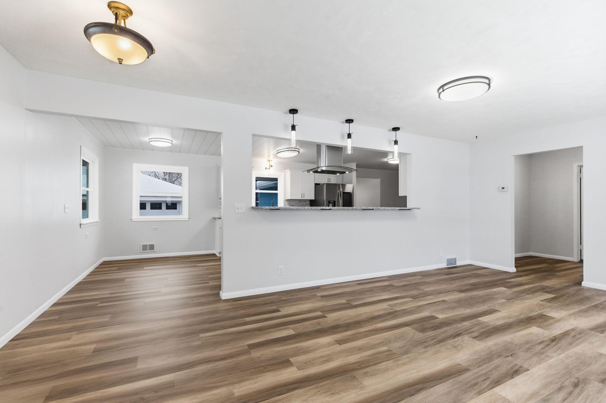 18-web-or-mls-3418 Xenia Ave-18.jpg