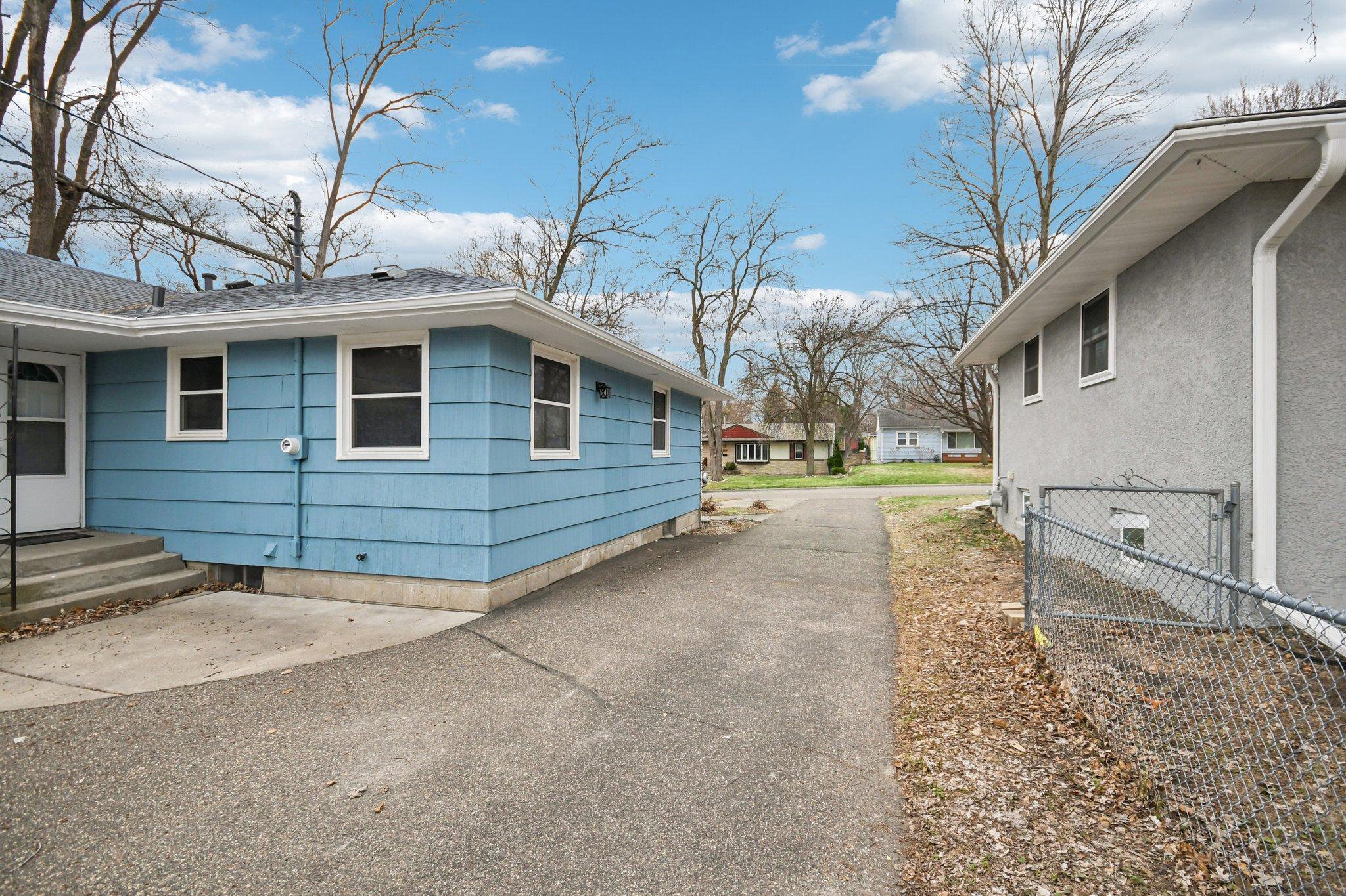 11-web-or-mls-Xenia Ave N-S0904-011.jpg