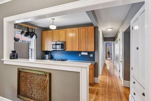 3233 Fremont Avenue South 3 - Spacecrafting - 0010.jpg