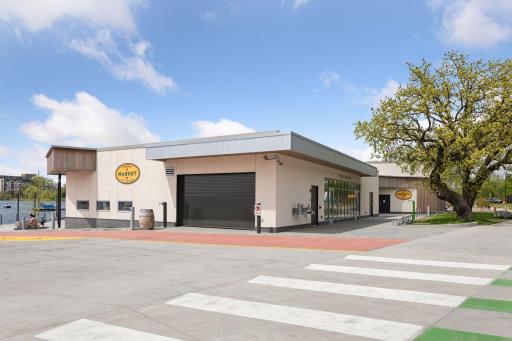 3233 Fremont Avenue South 3 - Spacecrafting - 0025.jpg