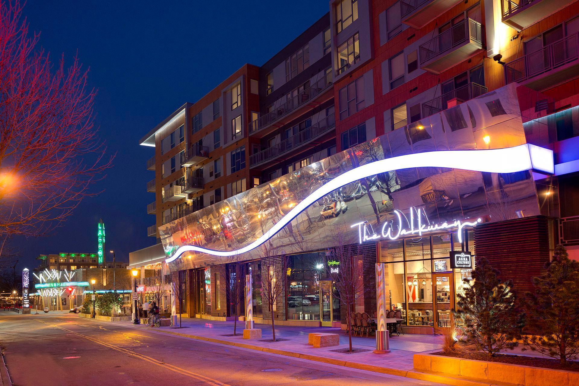 3233 Fremont Avenue South 3 - Spacecrafting - 0028.jpg