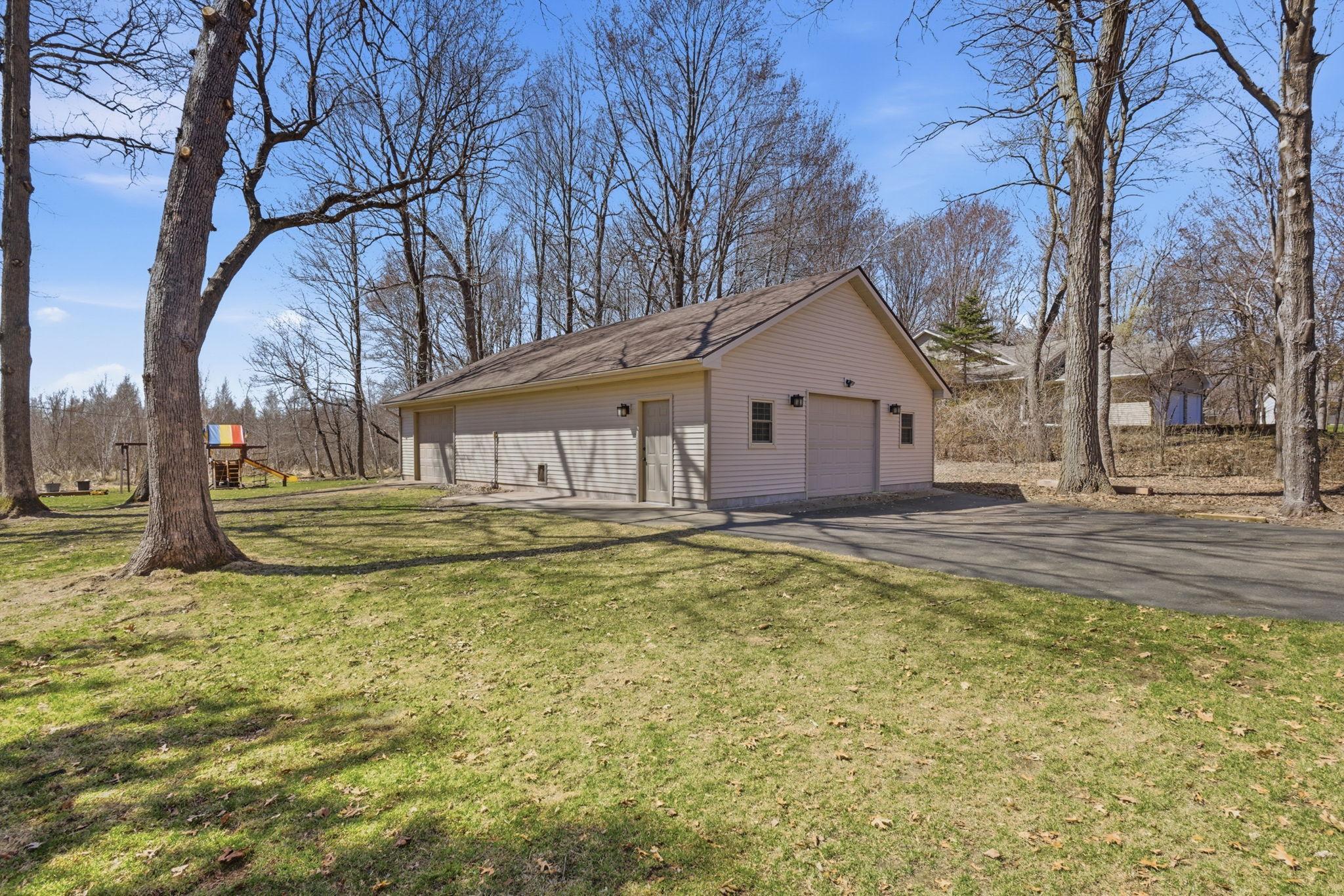 Insulated shop for storage and hobbies