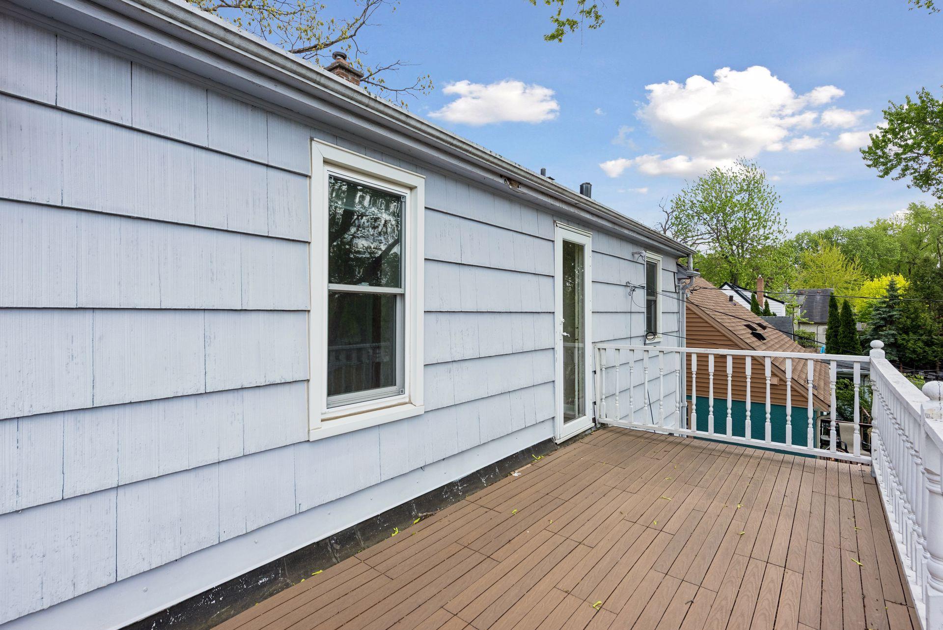 Large, private deck off the upper level.