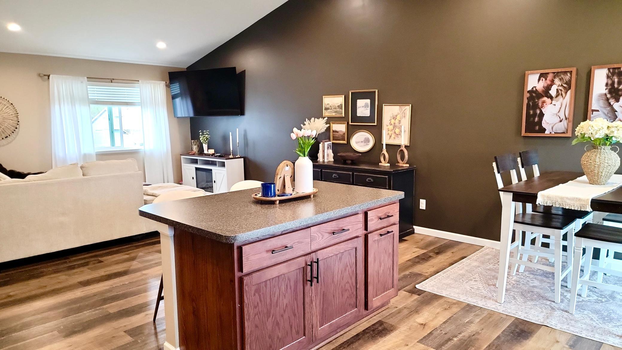 Great storage in the kitchen island