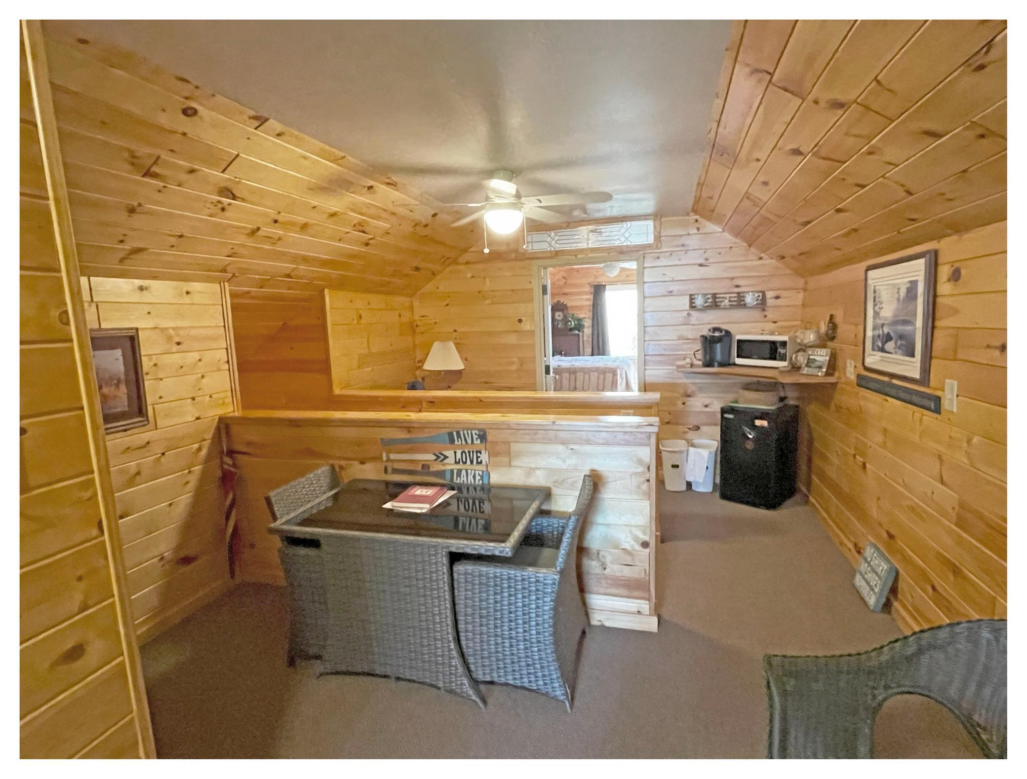 Sitting area above shop.jpg