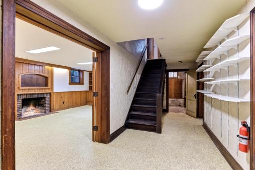 1615 E River Parkway, Minneapolis, MN 55414