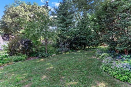 1615 E River Parkway, Minneapolis, MN 55414