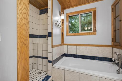 639 Barbara Lane, Lino Lakes, MN 55014