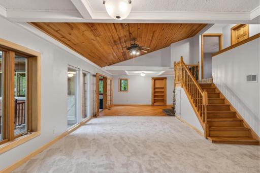639 Barbara Lane, Lino Lakes, MN 55014