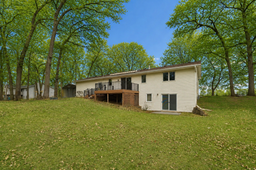 16809 127th Street SE, Becker, MN 55308