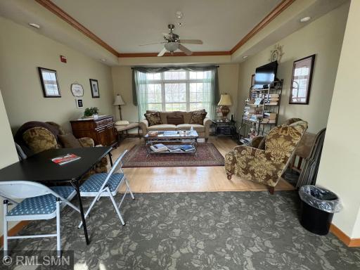 Reading common area.jpeg