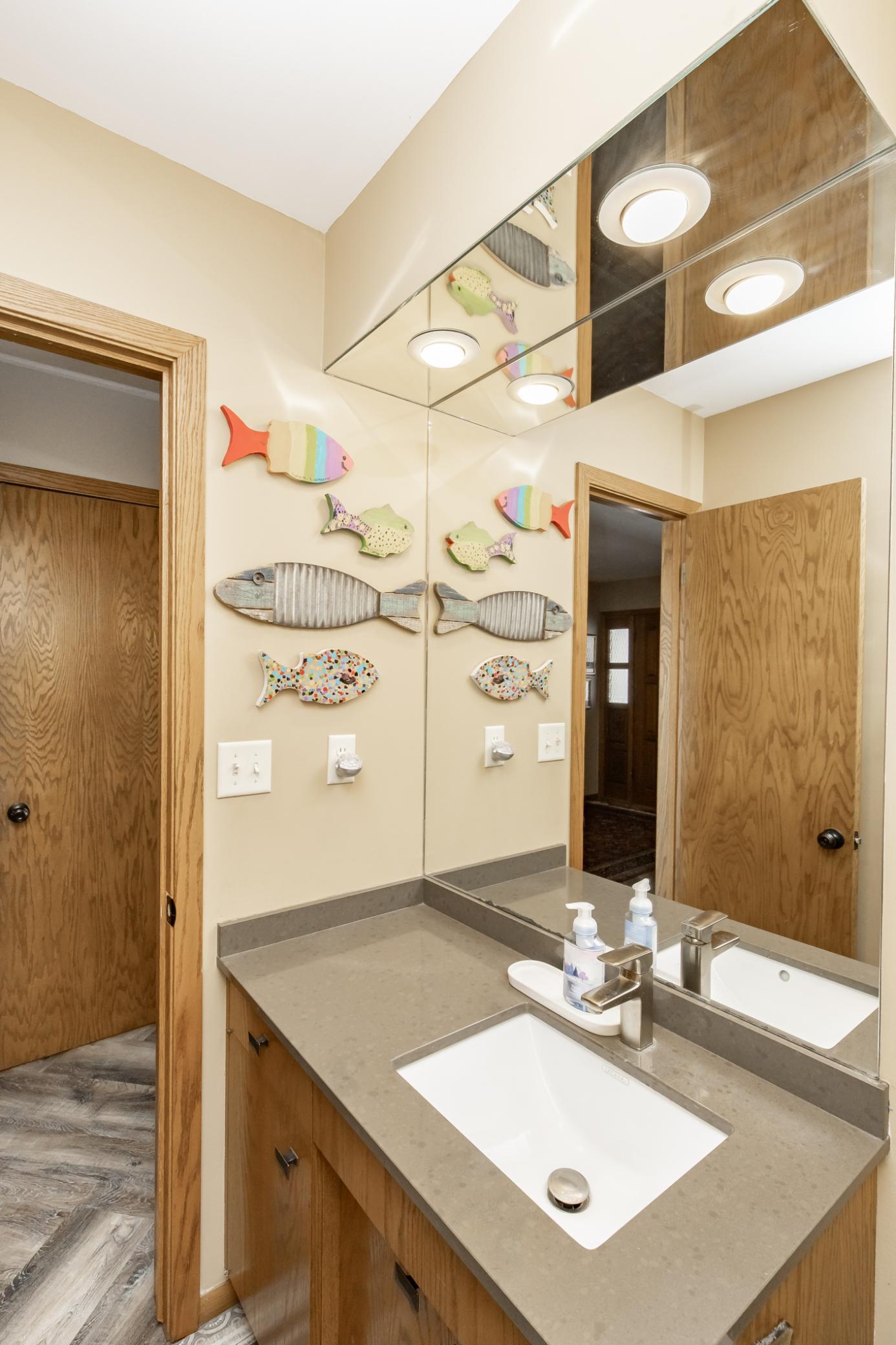 Main Floor 1/2 bathroom