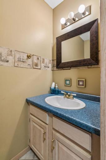 13820 Sunset Lake Drive, Burnsville, MN 55337