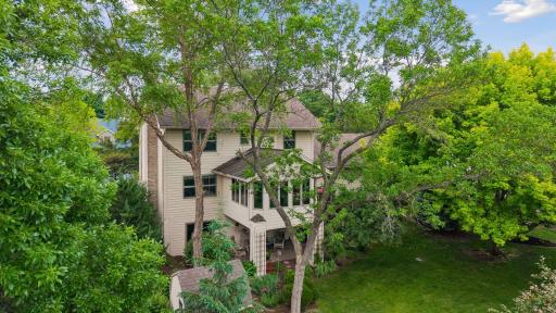 13820 Sunset Lake Drive, Burnsville, MN 55337