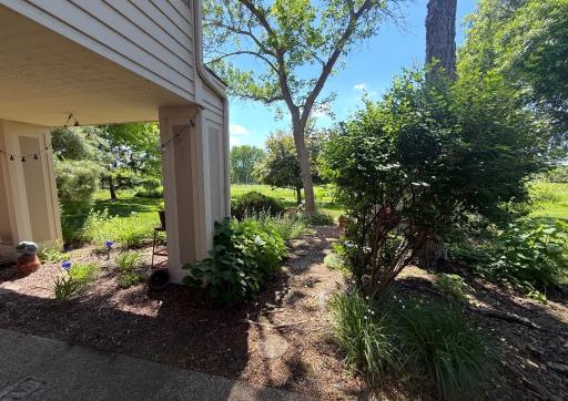 13820 Sunset Lake Drive, Burnsville, MN 55337