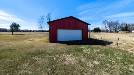 700 38th Ave NE, Austin, MN 55912