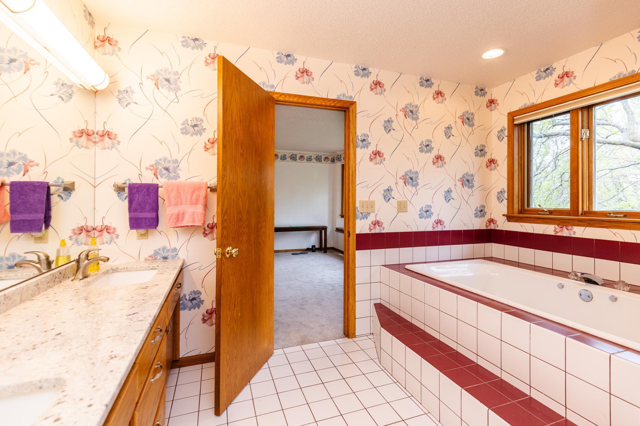 1301 64th Ave N (40 of 100).jpg