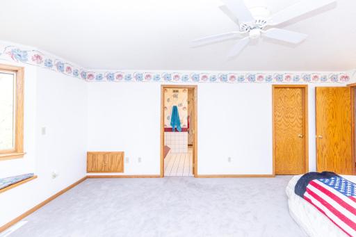1301 64th Avenue N, Fargo, ND 58102