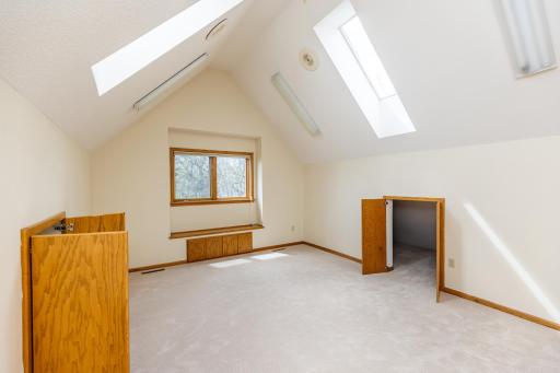 1301 64th Avenue N, Fargo, ND 58102