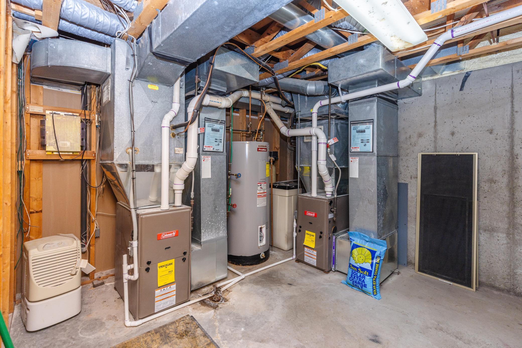 1301 64th Ave N (75 of 100).jpg