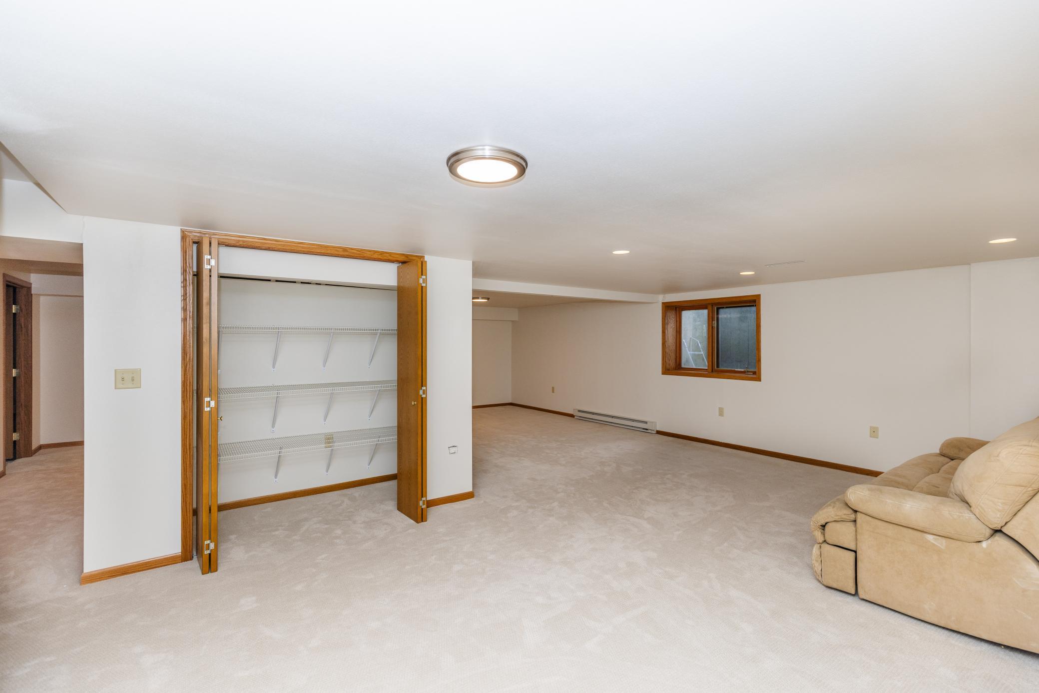 1301 64th Ave N (65 of 100).jpg