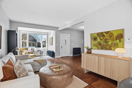 1355 Charles Avenue, Saint Paul, MN 55104